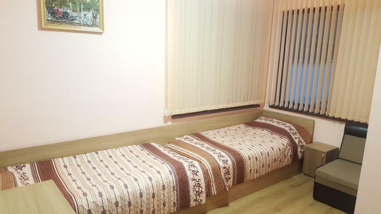 Chilingirovata Kashta Hotel Pavel Banja Kültér fotó
