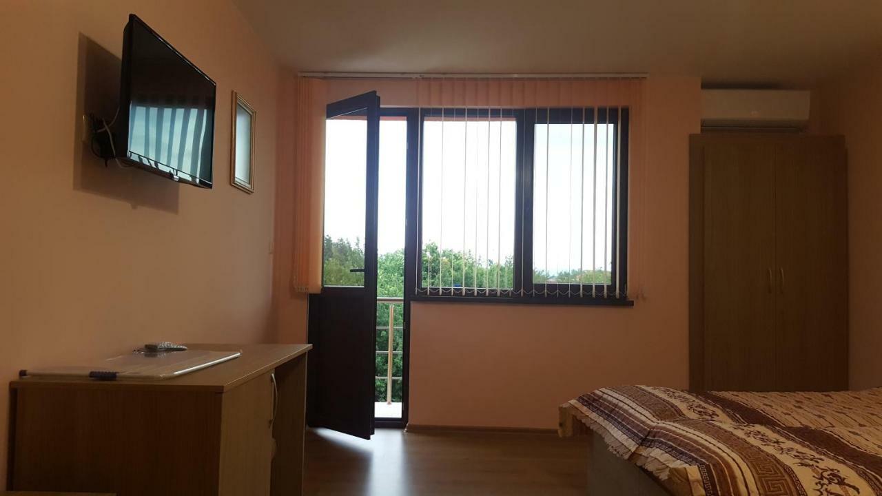 Chilingirovata Kashta Hotel Pavel Banja Kültér fotó