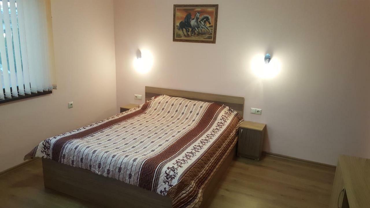 Chilingirovata Kashta Hotel Pavel Banja Kültér fotó