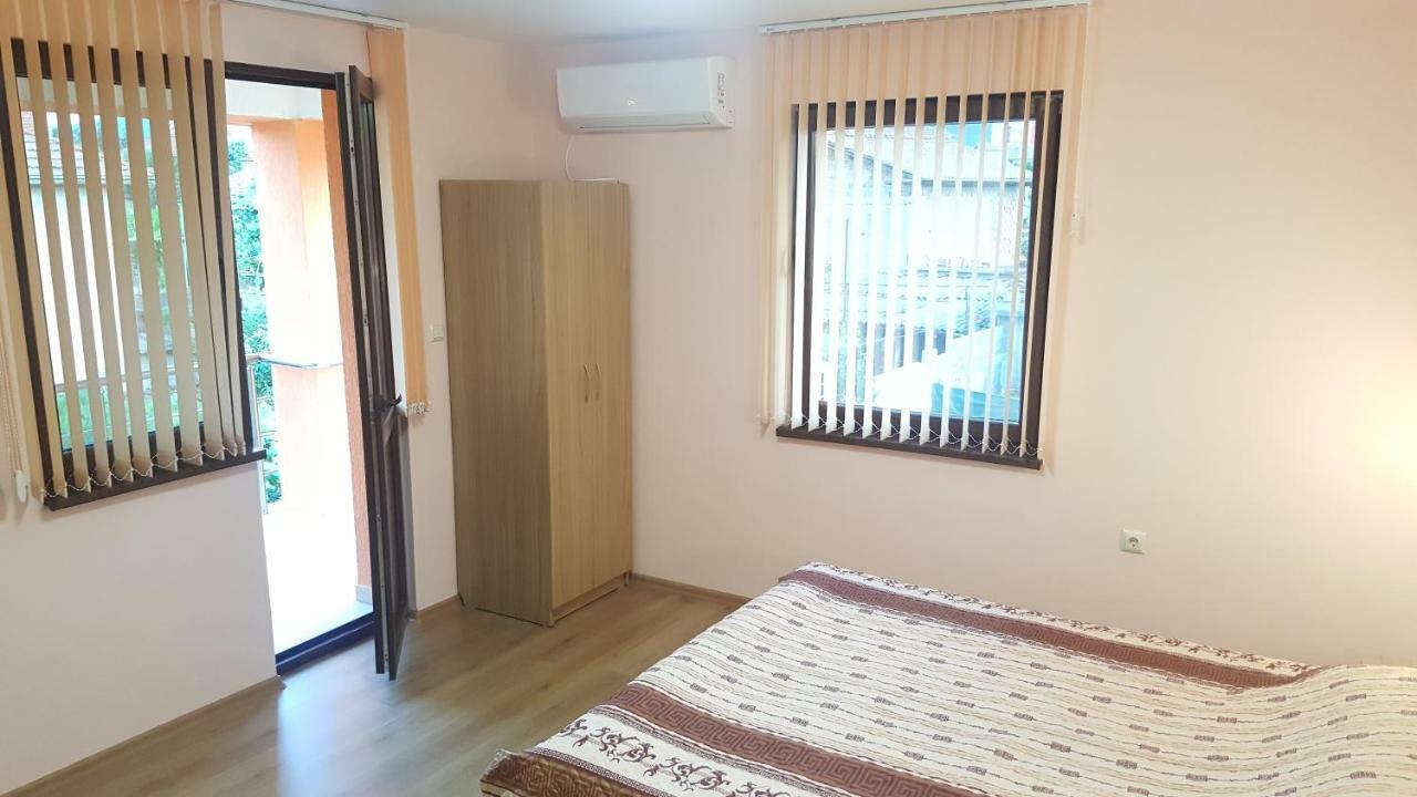 Chilingirovata Kashta Hotel Pavel Banja Kültér fotó