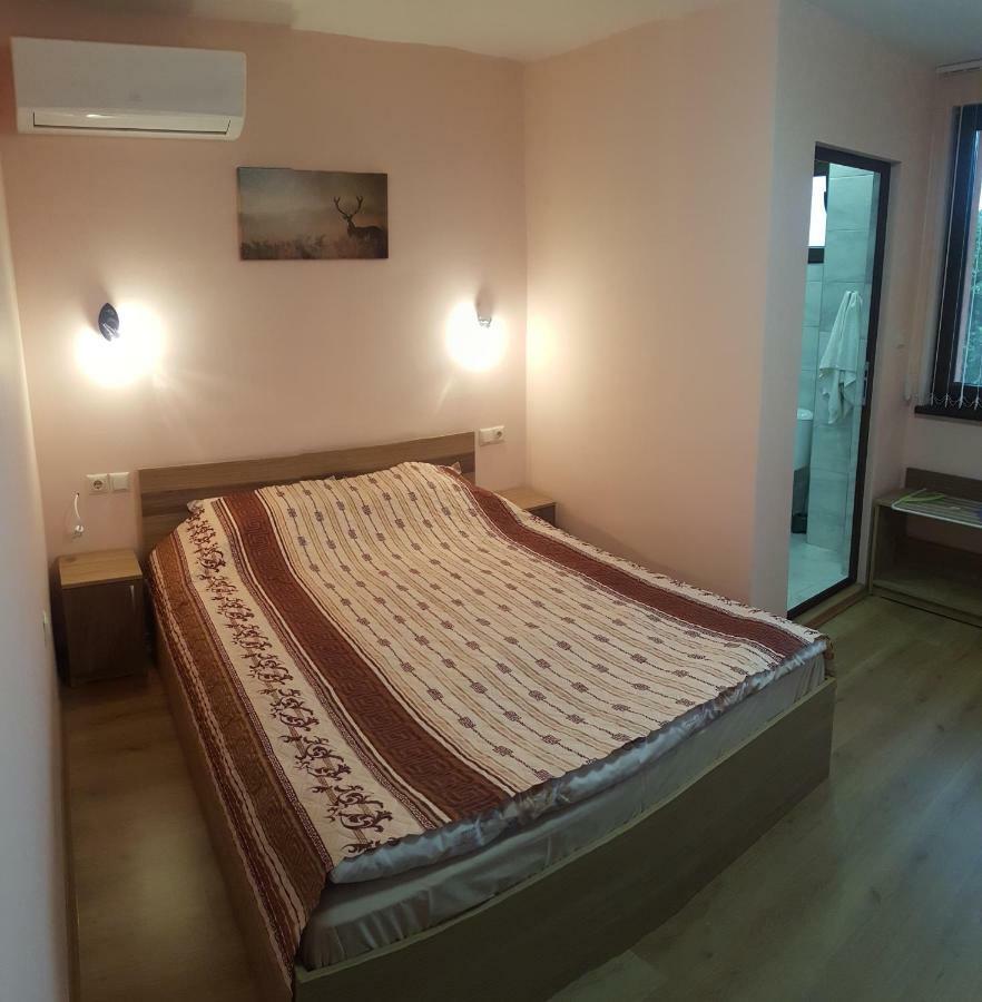 Chilingirovata Kashta Hotel Pavel Banja Kültér fotó