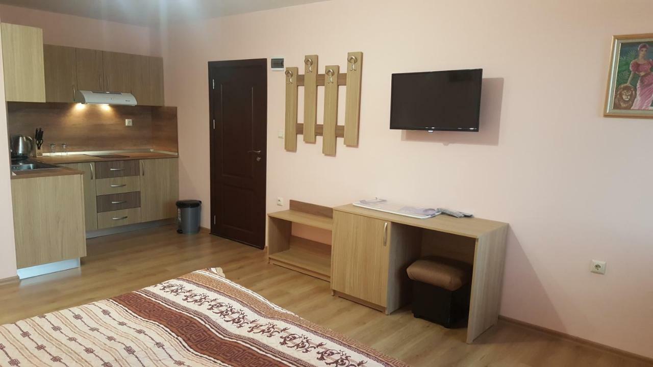 Chilingirovata Kashta Hotel Pavel Banja Kültér fotó